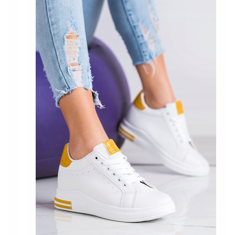 Ideal Shoes Spring Wedge Sneakers vit gul 1