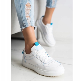 SHELOVET Sportskor tillverkade av ekoläder vit 2