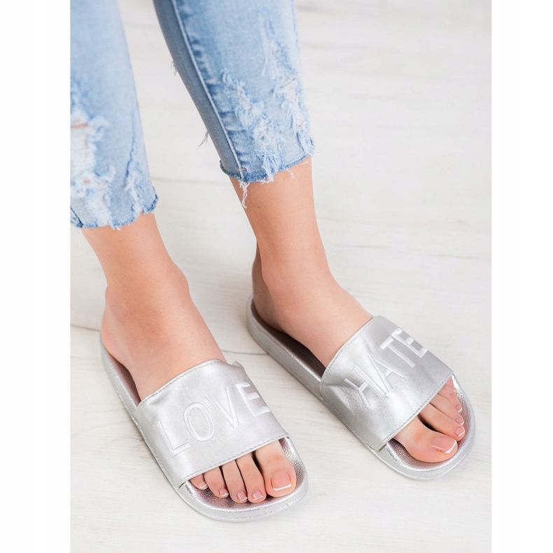 Small Swan LOVE &amp; HATE Eco Leather Tofflor silver- 1