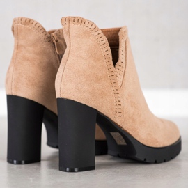 Bella Paris Högklackade stövlar beige 1