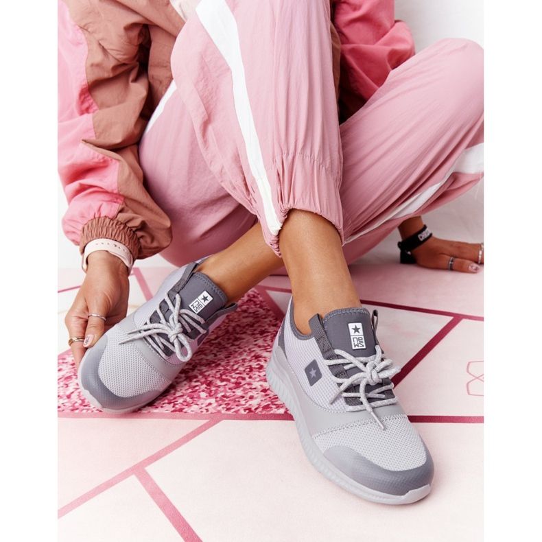NEWS Kvinnors sportskor Comfort Foam Grey The Best grå 2