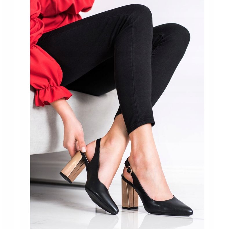 Pumpar på en bar Sergio Leone svart 2