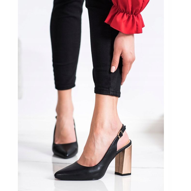 Pumpar på en bar Sergio Leone svart 1