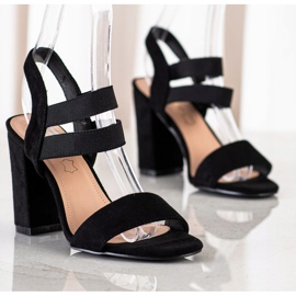 Evento Slip-on sandaler på en bar svart 1