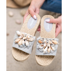 Seastar Trendiga flip-flops med skal grå 1