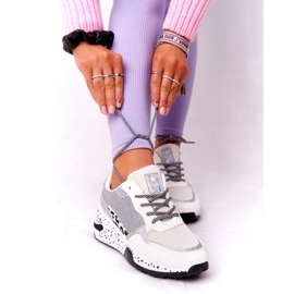 NEWS Kvinnor Wedge Sneakers Vit Med Brocade Avery 21SP26-3974 svart silver- 2