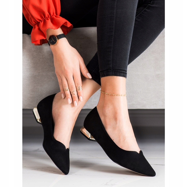 Pumpar med guldklackar FILIPPO DP2091 / 21 BK svart gyllene 2