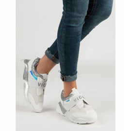 VICES Slip-On sportskor vit 1