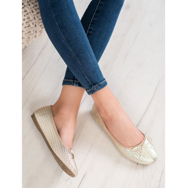 SHELOVET Flätade gyllene ballerinor 2
