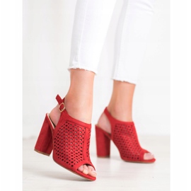 Weide Openwork sandaler på en bar röd 2