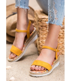 Yes Mile Bekväma mockasandaler gul 2