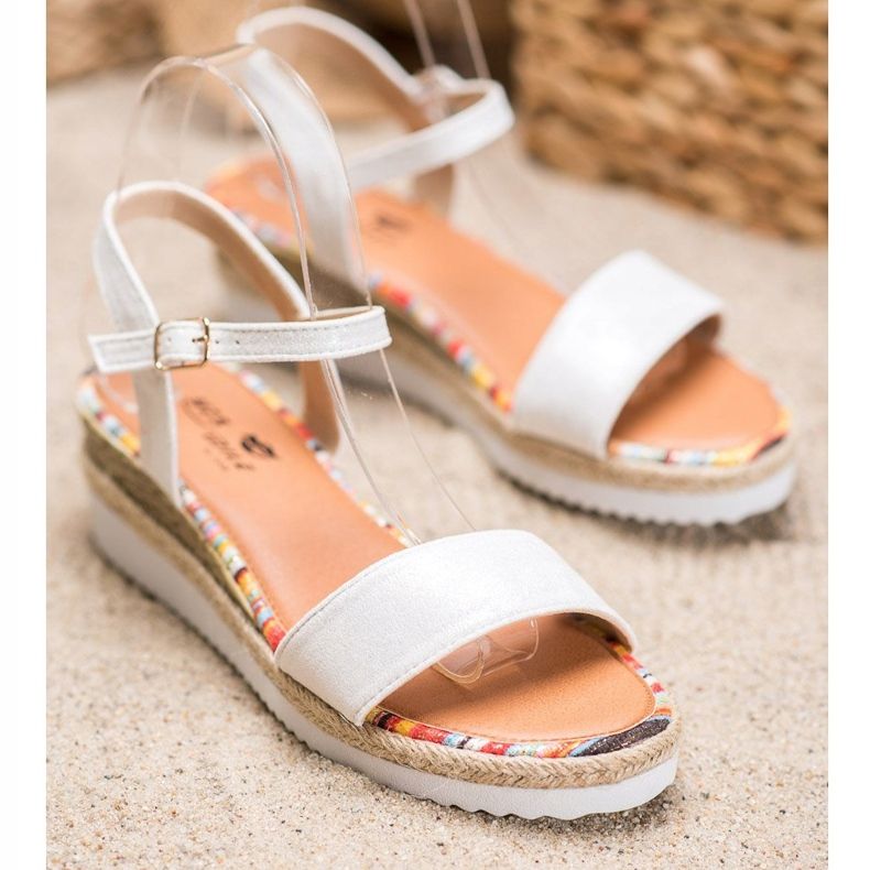 Yes Mile Bekväma mockasandaler vit 1