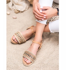 SHELOVET Lätta flätade sandaler beige 1