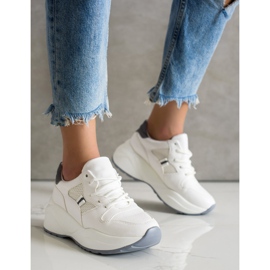 Weide Ljusvita sneakers 1