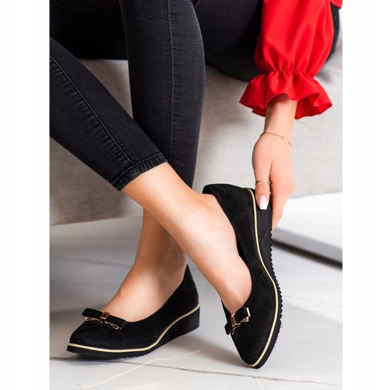 Goodin Svarta Brogues Med En Rosett 1