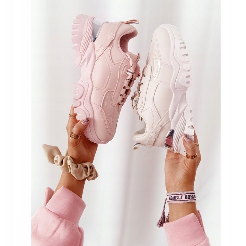 PG1 Kvinnors sneakers på en massiv enda rosa influencer 1