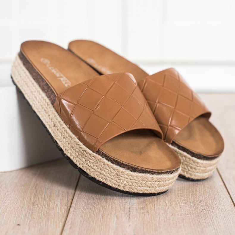 SHELOVET Plattformsflipflops brun 1