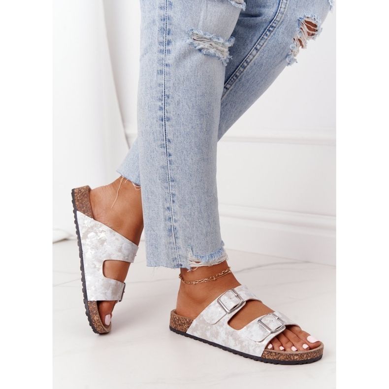 Tofflor för kvinnor med spännen Silver Vivio 2