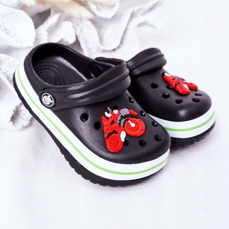 Barnskumtofflor Kroks Black Lazy Day svart mångfärgad 2