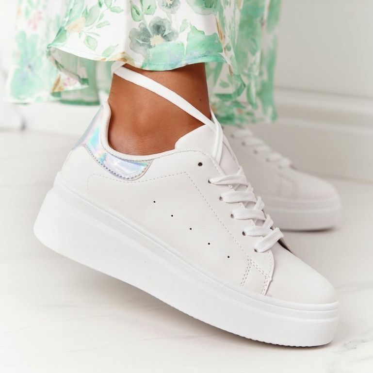 Sportskor Sneakers på plattformen Vitt och silver lyser ljust 1