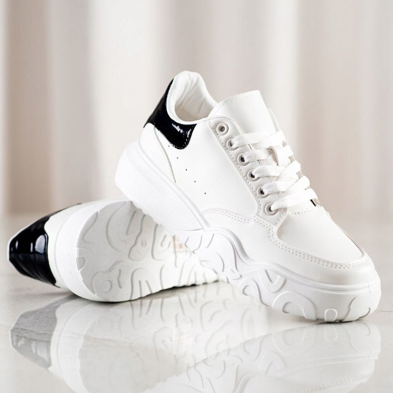Small Swan Vita Eco Leather Sneakers 1