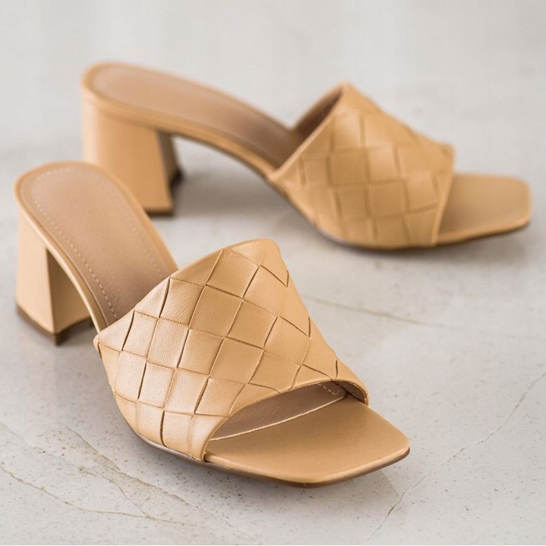 SHELOVET Quiltade beige flip-flops 1