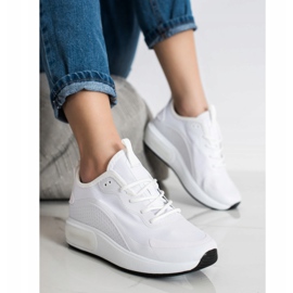 SHELOVET Sportskor på plattformen vit 2