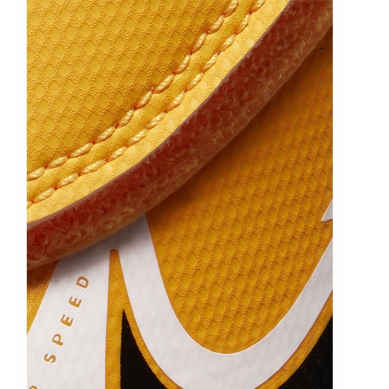 Nike Mercurial Vapor 13 Club Ic PS (V) Junior AT8170 801 fotbollsskor vit svart orange 3