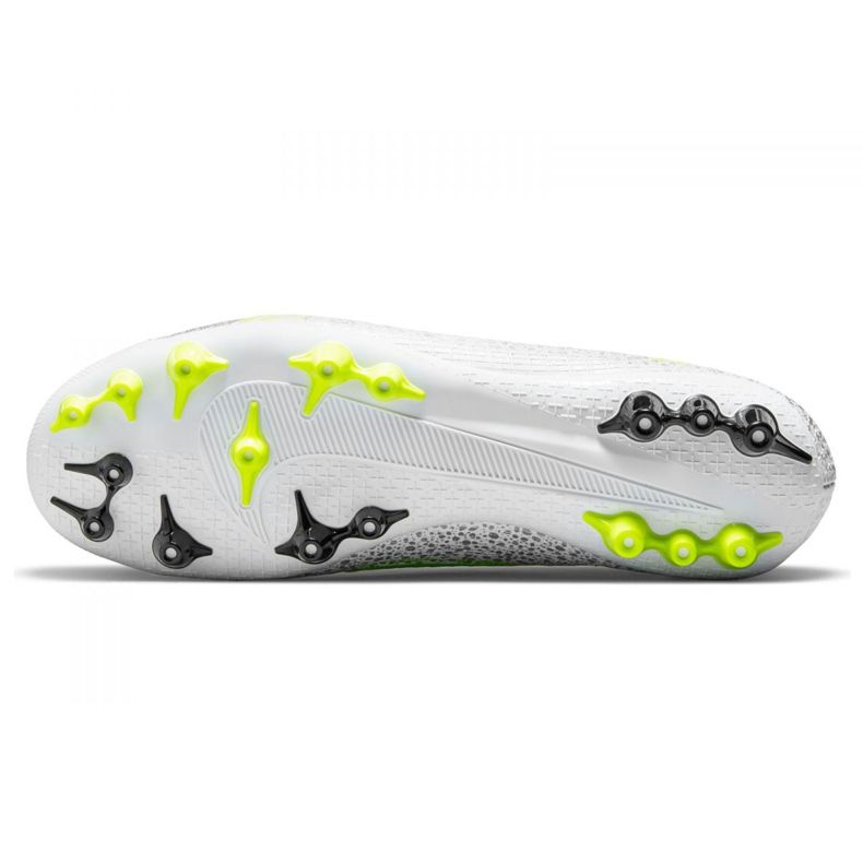 Nike Superfly 8 Academy Ag M CV0842-107 fotbollsskor silver, vit silver- 1