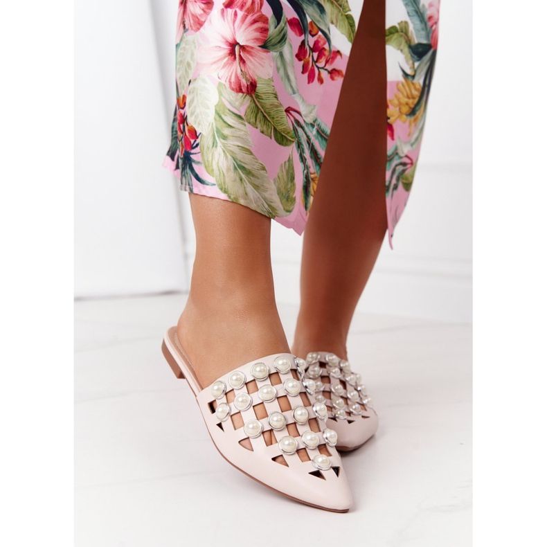 PS1 Beige Ripple Tofflor med överdelar och pärlor 2