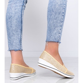 Guldglittrande ballerinor på Glam Star-kilen gyllene 1