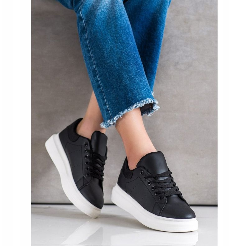 SHELOVET Klassiska sneakers svart 2
