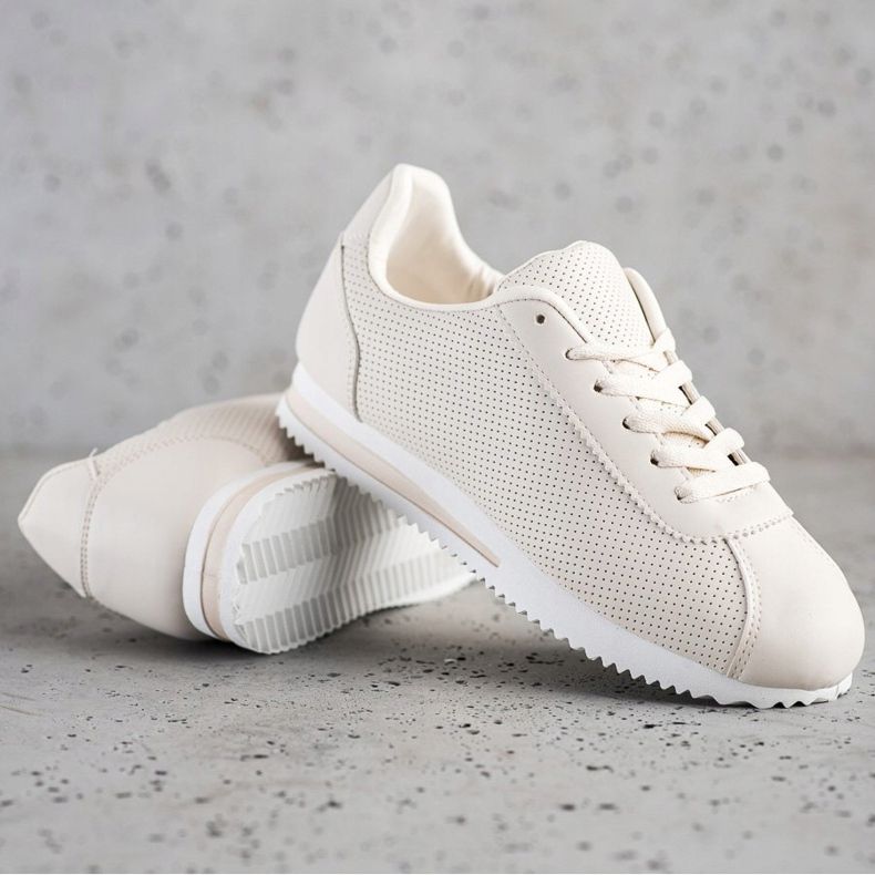 SHELOVET Snygga openwork sneakers beige 1