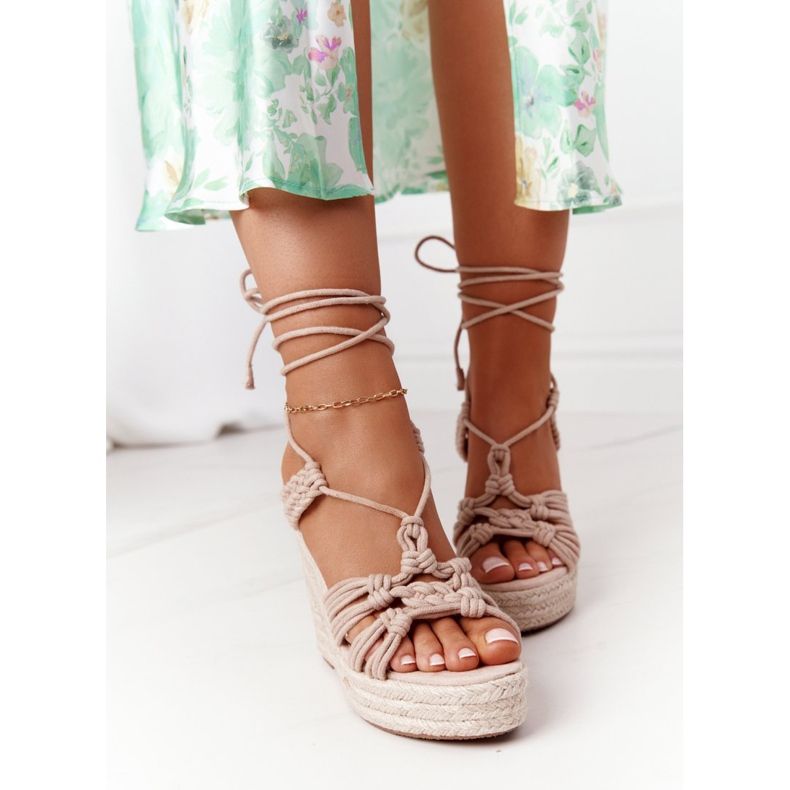 PS1 Tied Wedge Sandals With Flätade Naken Run The World beige 1