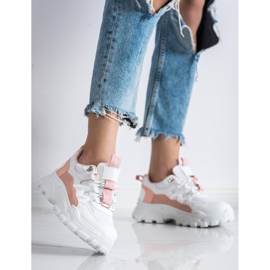 SHELOVET Vita sneakers från Fahion 2