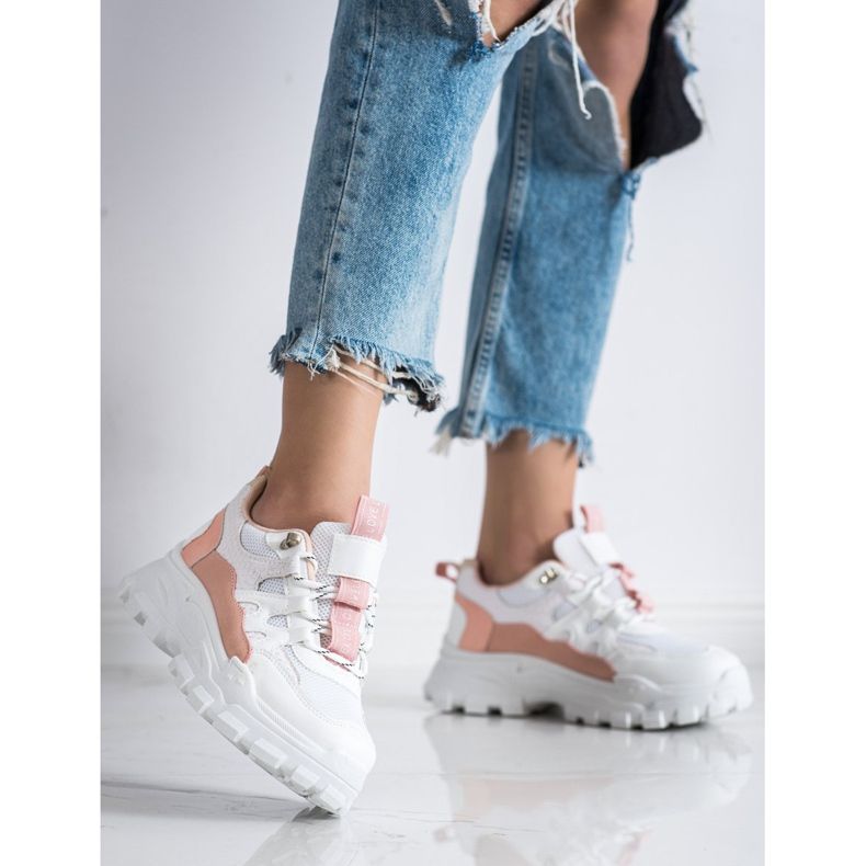 SHELOVET Vita sneakers från Fahion 2