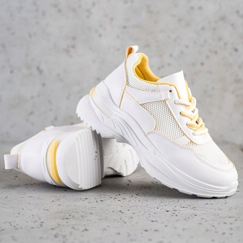 SHELOVET Snygga vita sneakers 1