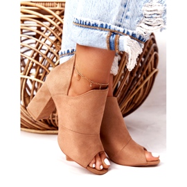 Vårmocka stövlar på ett inlägg Vinceza 21-17095 Beige 3