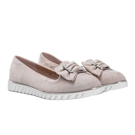 Beige loafers med en Nausura rosett 1