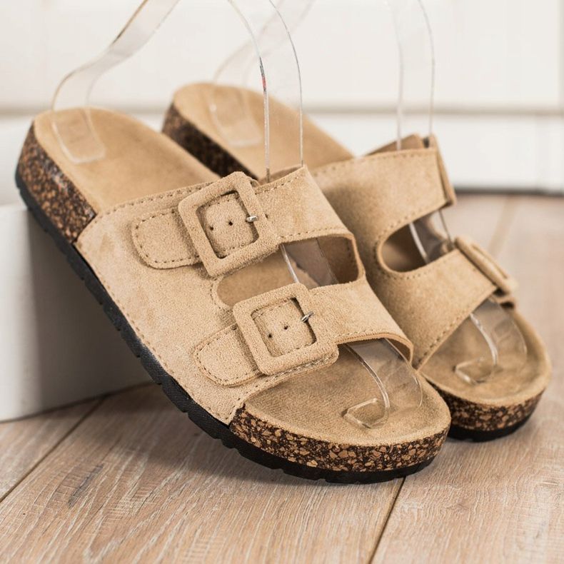 SHELOVET Bekväma tofflor med spännen beige 2