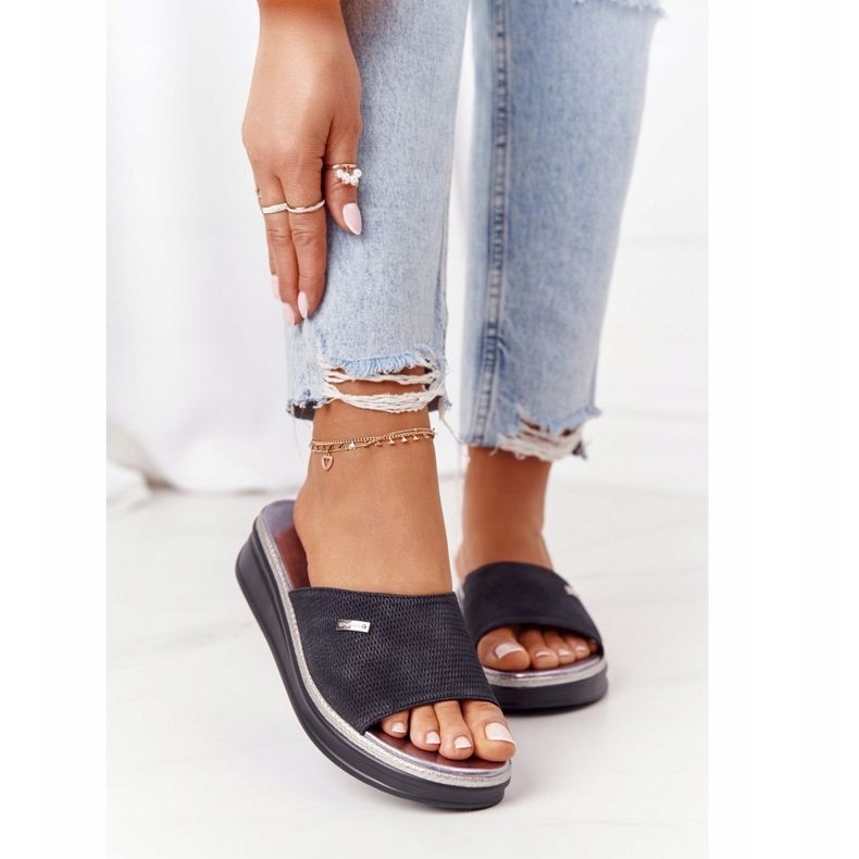 Svarta tofflor på kilen Sergio Leone SK042 1