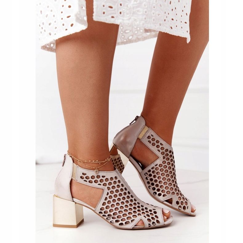 Openwork Sandaler På En Bar Maciejka 04593-25 Golden Rubbed brun 2