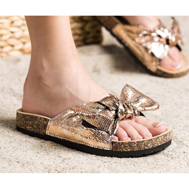 SHELOVET Blanka tofflor med rosett gyllene 1