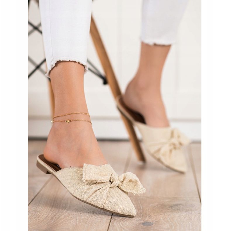 SHELOVET Eleganta tofflor i Spitz beige 1