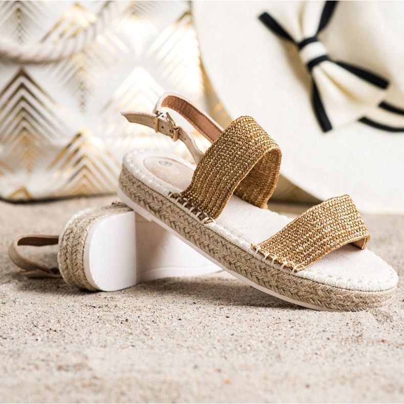 SHELOVET Flätade sandaler på plattformen beige orange 1