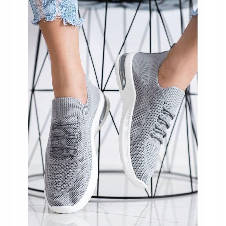 Diamantique Gråa sportskor 2