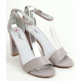 Grå sandaler på stolpen AF03P Grå 1