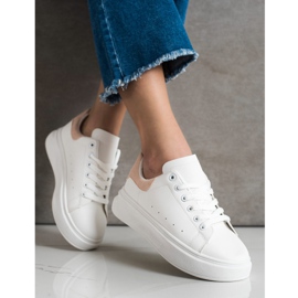 SHELOVET Vita sneakers på plattformen 2