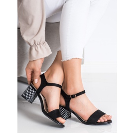 Goodin Bekväma sandaler på en bar vit svart 2