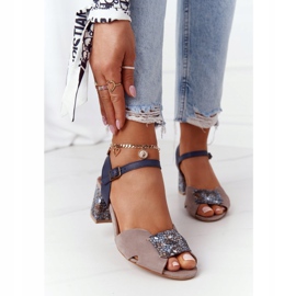 Läder Högklackade Sandaler Maciejka 04120-43 Beige-Marinblå 1